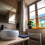 Les Cascades Hotel 3*
