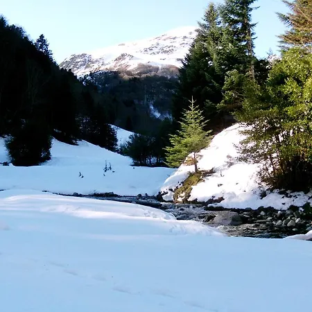 Отель Les Cascades 3*