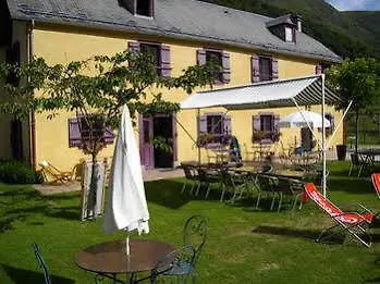 Les Cascades Отель