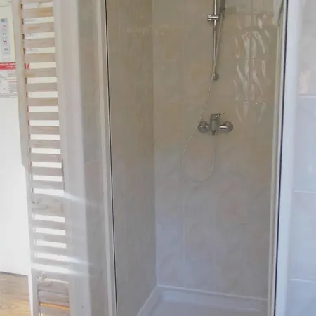 Les Cascades 3* Ла-Монжи