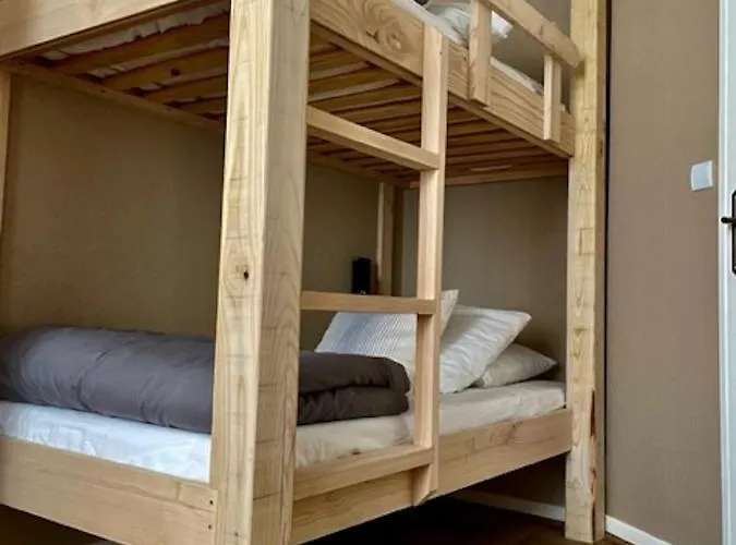 ホテル Les Cascades 3*