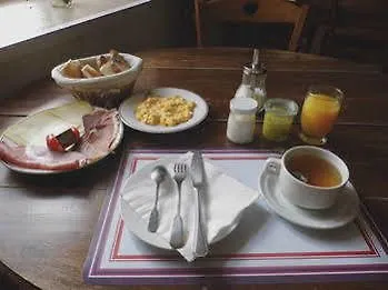 Les Cascades ホテル 3*