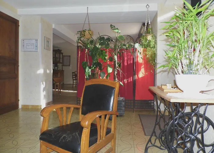 ホテル Les Cascades 3*